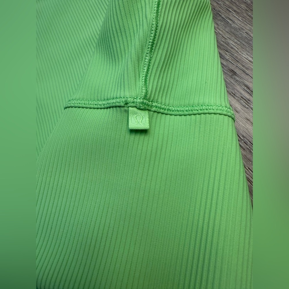 Lululemon Power Pivot Ribbed Tank Top - Picture 2 of 7